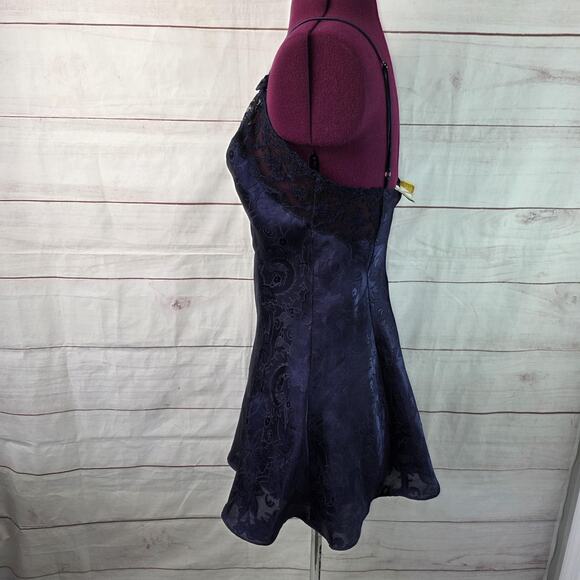 VINTAGE Victoria's Secret Gold Label Slip Dress Womens Medium Purple Chemise 90s - Picture 9 of 12